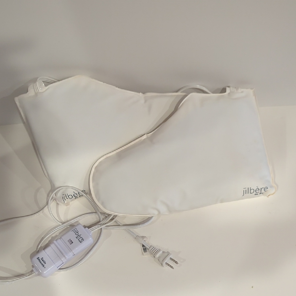 Jilbère De Paris Foot Warming Heated Beauty Spa Booties